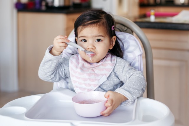 baby_eating