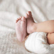 bebeshki-kracheta-sviti-bebeto-e-s-pampers